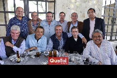  Charo y amigos.