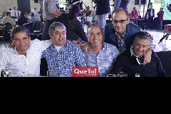  Martín de la Rosa, Gerardo Córdova, Alejandro Navarro, Javier Abud y Jorge Gómez.