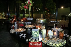  Mesa de dulces.