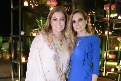  Montserrat Lozano y su hija Miriam Huber.