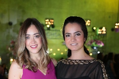  Roberta Martínez y Mariana Meade.