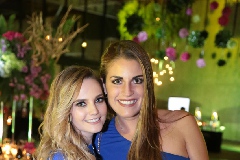  Miriam Huber y Paulette Lozano.