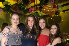  Montse Martell, Paulina Hernández, Paty de la Maza e Isa Garza.