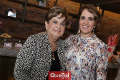  Yolanda y Gabriela Payán.