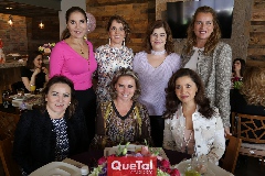  Susana, Gaby, Begoña, Paty, Teté, Blanca y Martha.