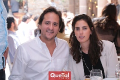  Arturo Enríquez y Ximena Güemes.
