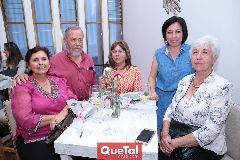  Grace Flores, Rogelio Muñoz, Lety y Tere Nájera y Tere Vázquez.