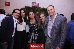  Jorge Mercado, Marcela Conde, Cecilia Mancilla de Rangel, Yari Vargas y Vicente Rangel.