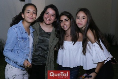  China, Ana Lu, Anyul y Renata.