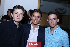  Buena noche.