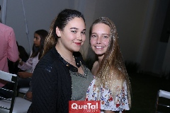  Michelle y Marilú.