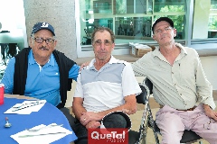   Salvador Narváez, Hanz Elmayer y Carlos Díaz.