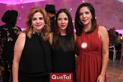  Emma Díaz de León, Daniela y Eva Navarro .