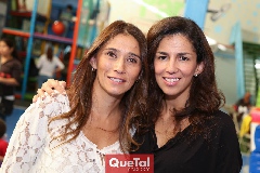  Vanessa Cortés y Lia Araya.