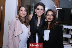 Gabriela González, Sofía González y Marce Díaz Infante.