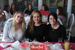  Melissa Pérez, Raquel Álvarez y Zaira Ríos.
