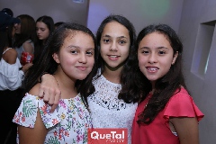  Andrea, Regina y Vale.