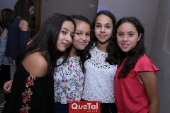  Ximena, Andrea, Regina y Vale.