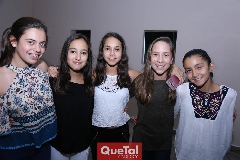  Dany, Xime, Regina, Ale y Montse.