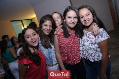  Buenas amigas.