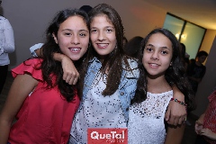  Buenas amigas.