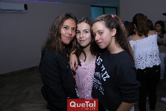  Amigas.