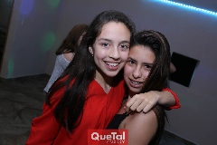  Andrea y Ximena.