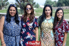  Michelle Cisneros, Andrea, Elsa y Elsa Espinoza.