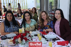  Michelle Cisneros, Elsa Espinoza, Margarita Torales y Lidia Monsiváis.
