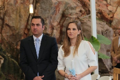  Padrinos Carlos Almazán y Daniela Hernández.