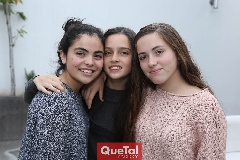  María Emilia, Aurora y Daniela.