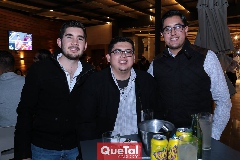  Mauricio Hernández, Omar Aguirre y Gerardo Vega.