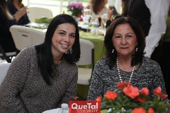  Elizabeth Rodríguez y Yolanda Estrada.