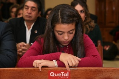  Luz Elena.
