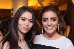  Paola Ruiz y Bere Hinojosa.
