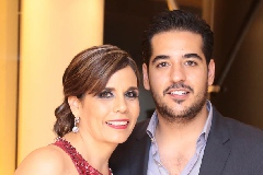  Luz Elena Motilla con su hijo José Antonio Alonso.