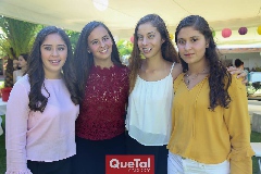  Amigas .