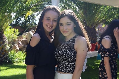  Sofía y Laila .