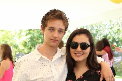  José Fer y Arantza Carrillo .