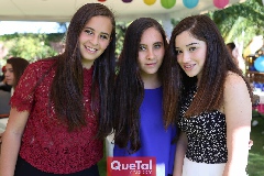  Natalia, Andrea y Laila .