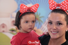  Nury y Nuria.