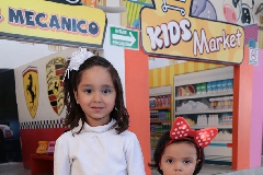  Daniela y Nury.