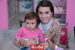  Daniela Olivera y Mía Anaya.