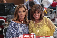  Sofía y Martha García.