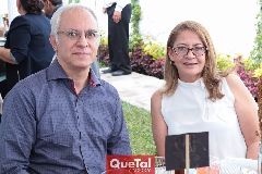  Jaime Castillo y Lourdes Ramírez.