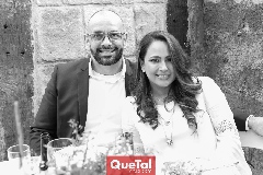  Gerardo Román y Gaby Valdés.