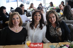 María Eugenia Rivera, Rosana Celis y Ana Lu Favela.