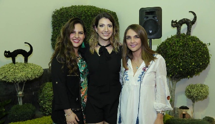  Sofía Cárdenas, Mireya Cantú y Sabrina Dávalos.