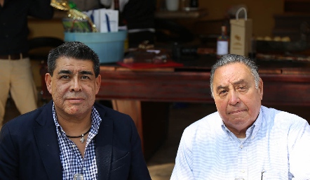  Aarón Castro y Raúl Flores Fonsi.