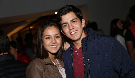  Natalia Rentería y Víctor Lomelí.